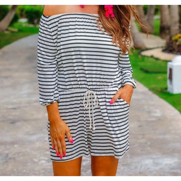 Jess Lea Romper‎ Medium - Picture 1 of 6